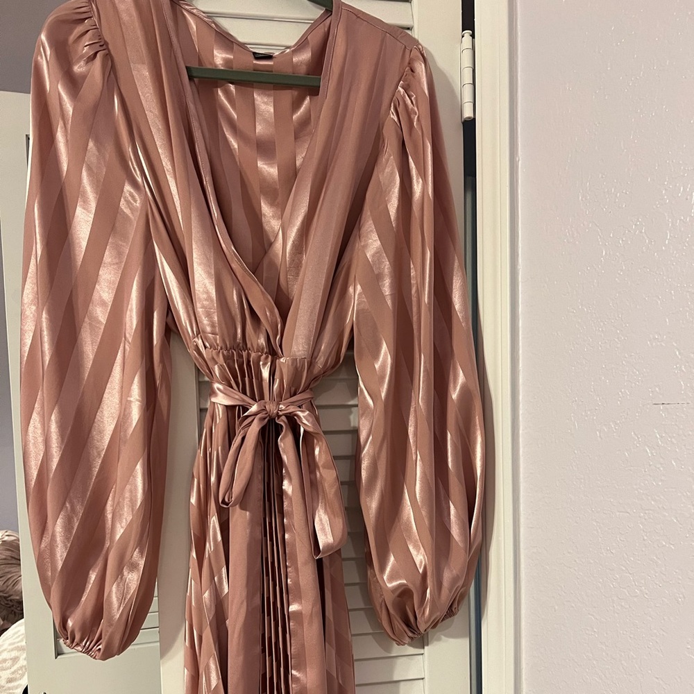 Dusty Pink pleated dress